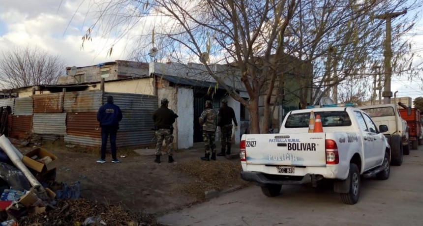 La polic&iacute;a llevo a cabo una diligencia de allanamiento en un domicilio de esta ciudad