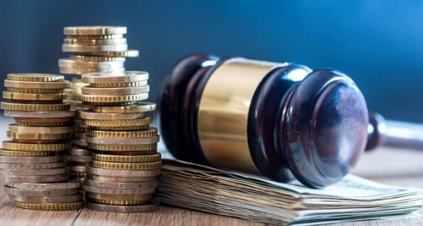 Una familia denunci&oacute; el robo de una suma de dinero
