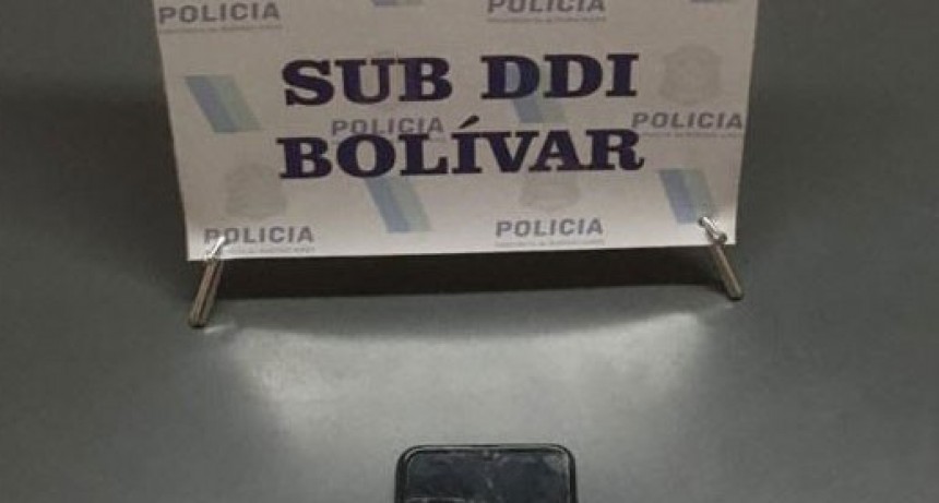 Recogi&oacute; un tel&eacute;fono que no le pertenec&iacute;a y fue identificada por el Centro de Monitoreo
