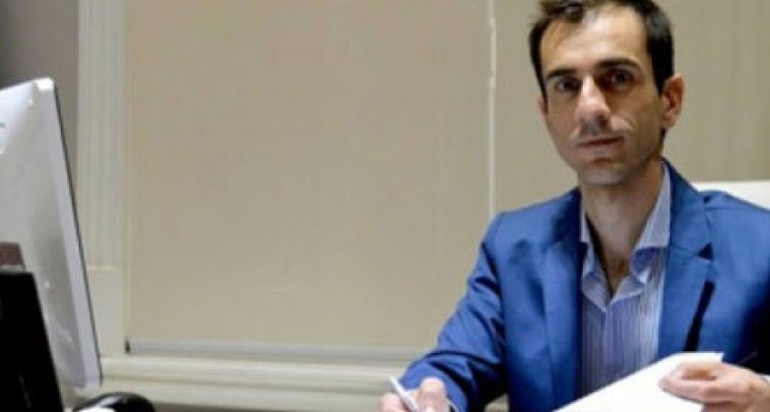 Pablo Petrecca; &lsquo;Quiero que la gente vea circular la camioneta como un s&iacute;mbolo de unidad'