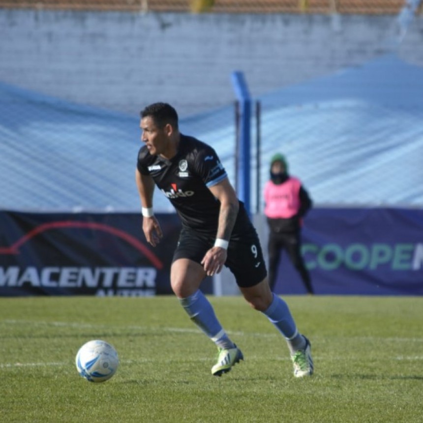 Alfredo Troncoso:  “Más allá de hacer dos goles, creo que lo que nosotros necesitábamos era la victoria”