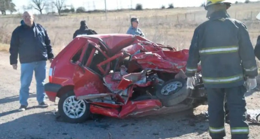 Choque fatal a metros del acceso a la Virgen de la Loma, una mujer fallecida. FM 10 habló con Jorge Scotton, periodista de Olavarría
