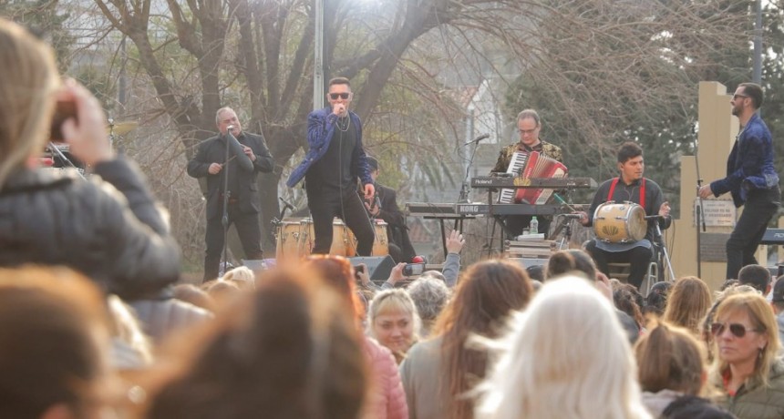 Con más de 13 mil tortas fritas, Bolívar celebró el día del amigo