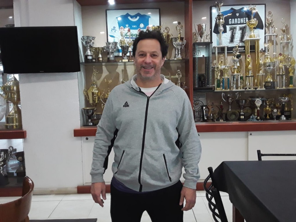 Rodrigo Martínez Granados: “Están todos invitados a ver el mejor vóley de la Provincia”