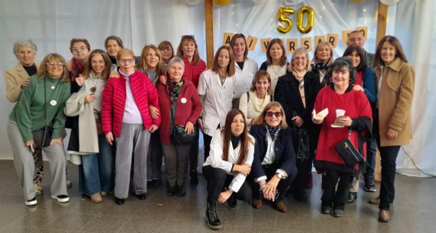 El Centro Educativo Complementario n°802 de Villa Diamante celebró 50 años en un acto muy emotivo