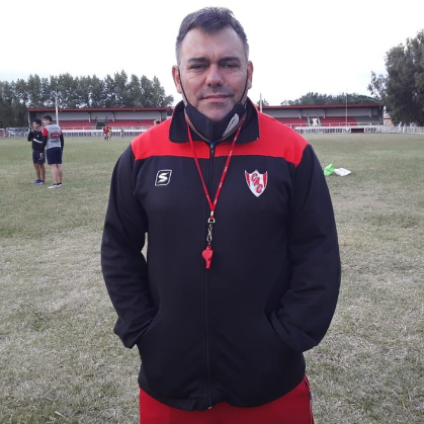 Adrián Fuster: “Sera un partido duro, ellos vienen con ritmo, vienen en competencia, nosotros venimos de un parate” 