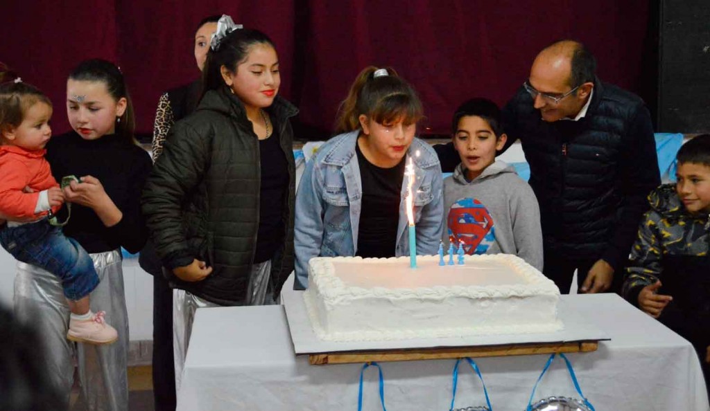 Marcos Pisano Hemos vivido un acto muy lindo, atravesado por varias generaciones de urdampilletenses, algo que hay que cuidar y defender