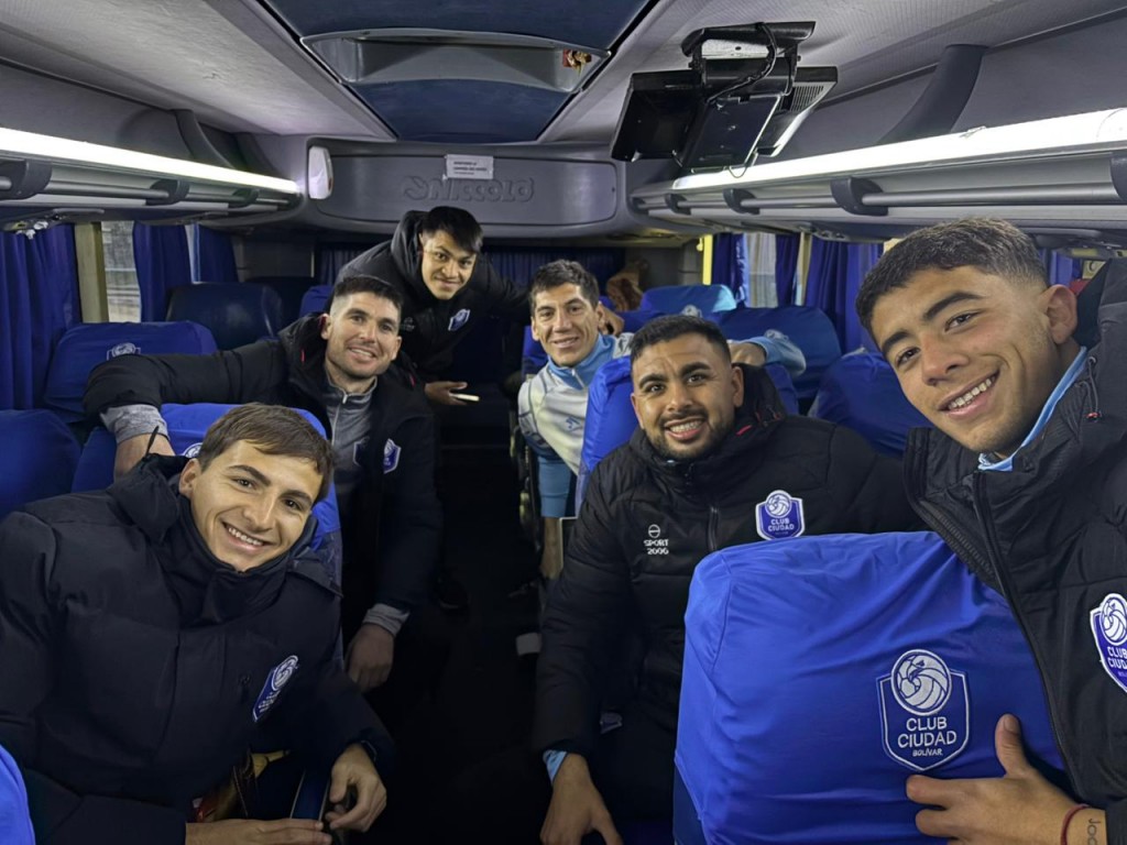 El plantel de Ciudad de Bolívar partió rumbo a Mendoza 