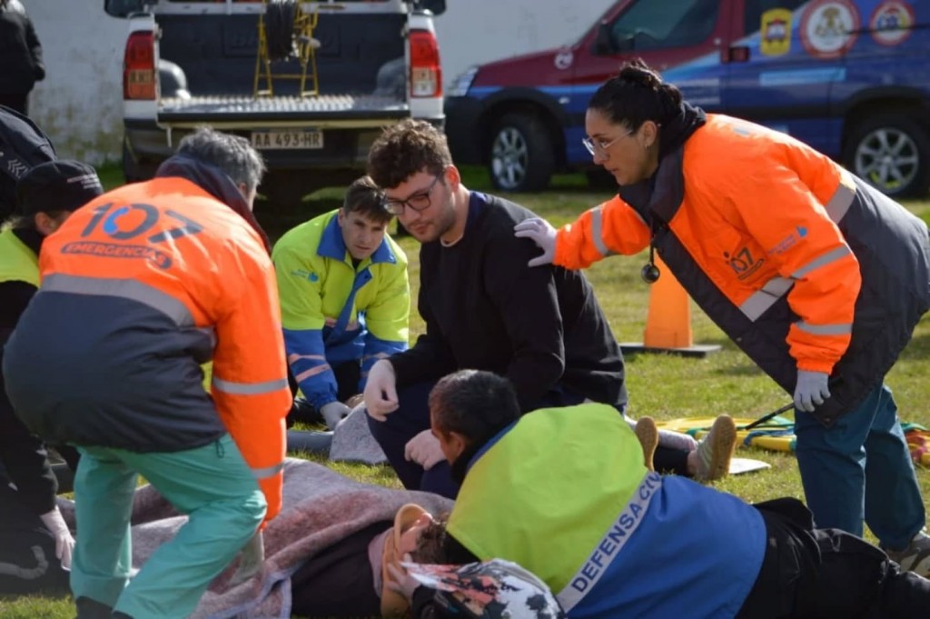 Se realizó un simulacro en el Parque Las Acollaradas, en el marco de la capacitación “Sistema de Emergencias en Acción”