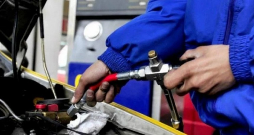Poco a poco, reanudan el suministro de gas para estaciones de servicio e industrias