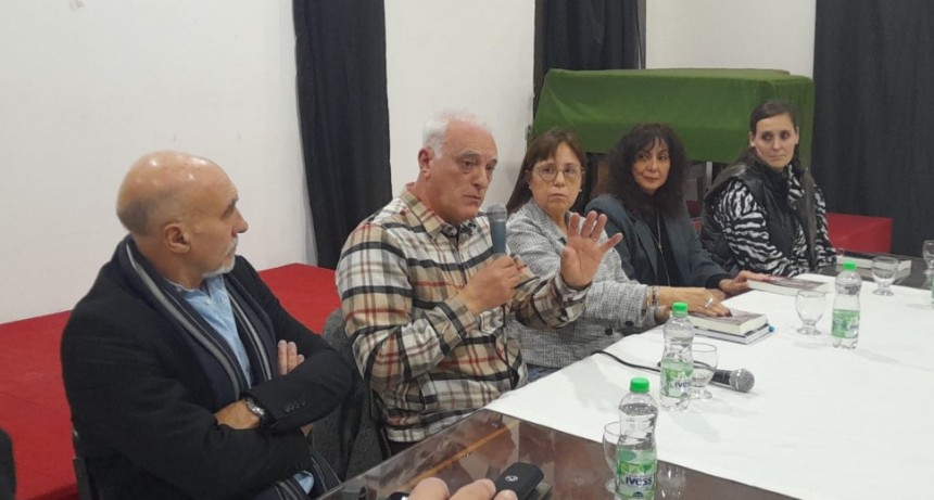 Fuimos Equipo: Se presentó este sábado el libro de Miguel Gargiulo que refiere a la pandemia, y cómo se vivió en Bolívar