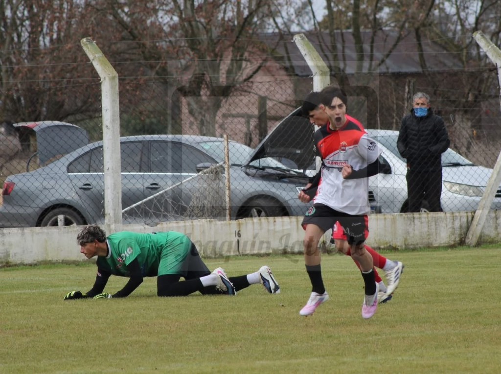 Mirko Bergallo: &ldquo;Tom&eacute; la decisi&oacute;n muy r&aacute;pido y me sirvi&oacute; porque empezamos muy bien este principio de campeonato"