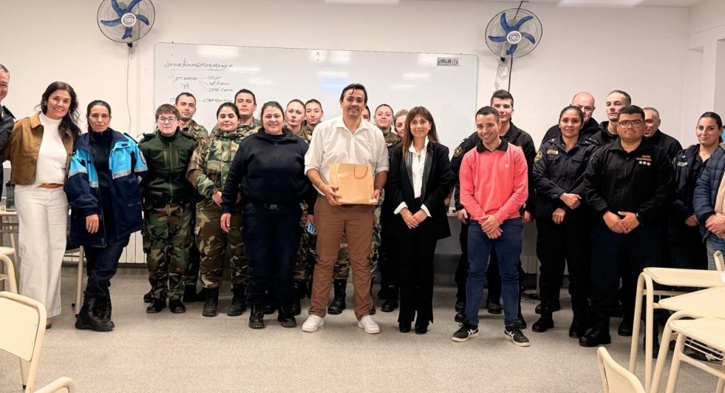 Se realiz&oacute; una capacitaci&oacute;n con todas las fuerzas de Polic&iacute;a de Bol&iacute;var, Centro de Monitoreo y Fiscal&iacute;a de Bol&iacute;var, denominada "Investigaci&oacute;n Digital y Tratamiento de Evidencias Tecnol&oacute;gicas"