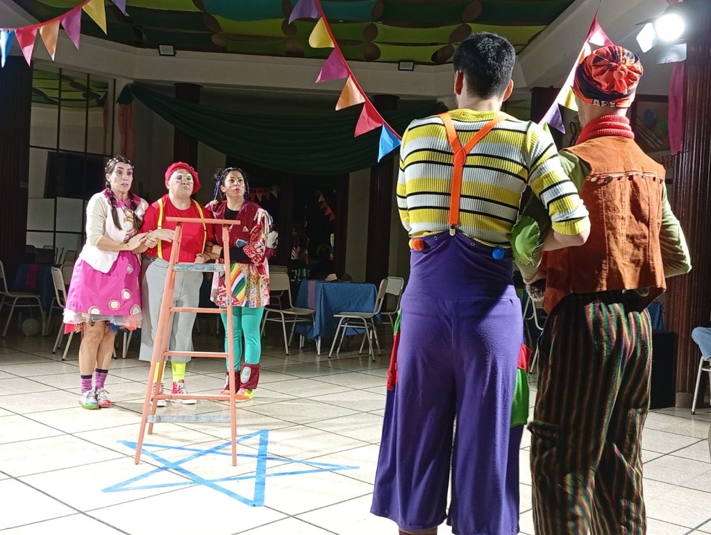 Teatro: llega XARIVARI, el mejor plan para estas vacaciones