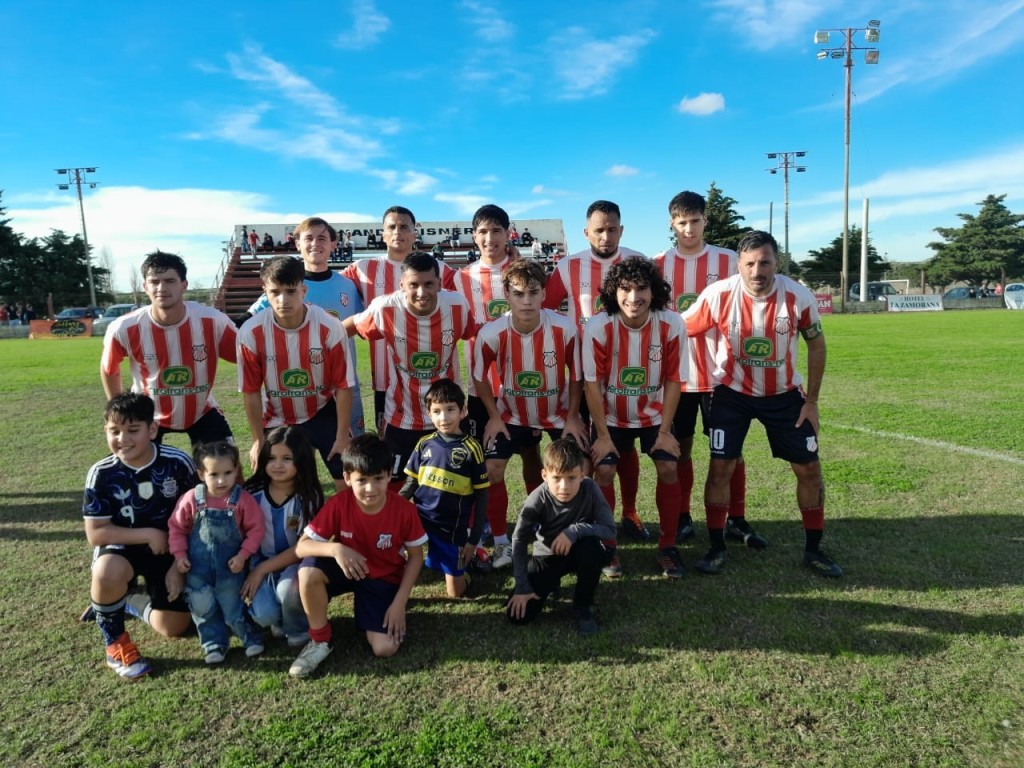 Ag&oacute;nico triunfo de los "gallegos" ante Bancario. FM 10 habl&oacute; con los protagonistas 