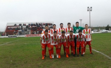 Empleados no pudo ante Deportivo; ahora le queda ganar y esperar resultados para entrar al Petit