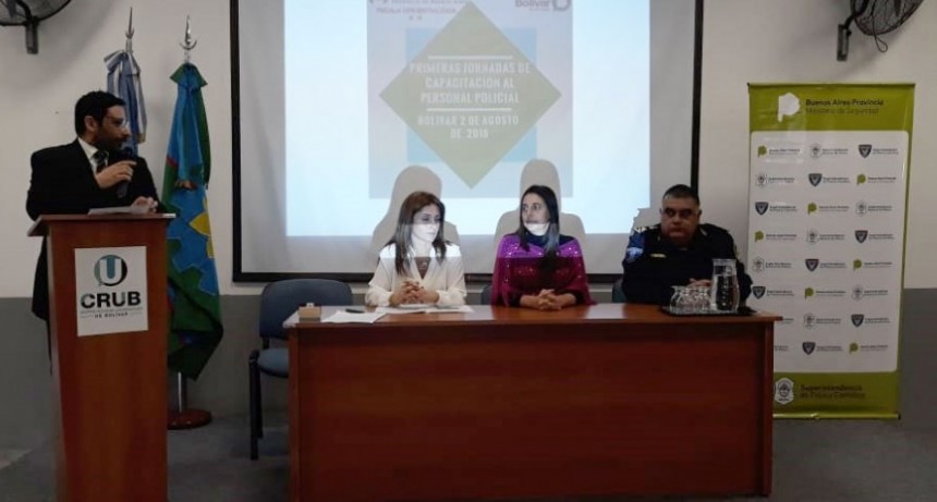 Se est&aacute; llevando a cabo en el CRUB la Primera Jornada de Capacitaci&oacute;n al Personal Policial