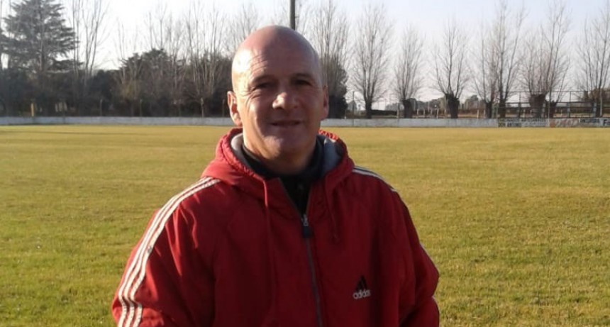 Guillermo Panaro: &ldquo;Lo m&aacute;s dif&iacute;cil como entrenador es armar un 11 dejando afuera jugadores que tambi&eacute;n est&aacute;n muy bien&rdquo;