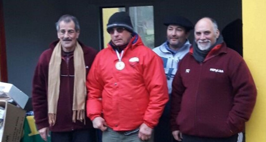 Jorge Angiuli logr&oacute; el primer puesto en el 8&ordm; concurso individual de pesca