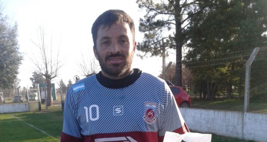 Balonpie goleo al CAU en el predio de Alem