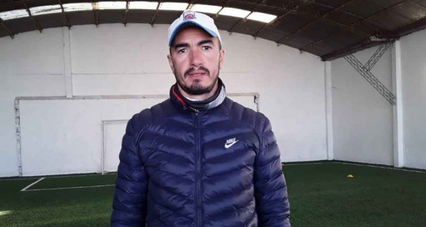Jose Maxwell: &lsquo;Las chicas est&aacute;n en una etapa formativa por lo cual no hay que permitir que el triunfo nos tape las cosas que tenemos que corregir&rsquo;