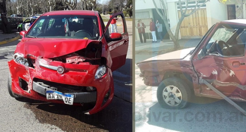 Violento impacto en la intersecci&oacute;n de Mitre y Alvarado; dos personas resultaron heridas
