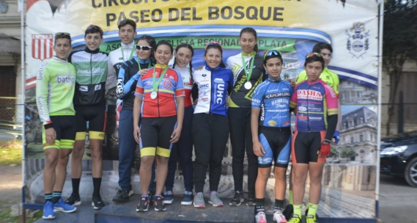 Fernanda Ru&iacute;z de la Escuela Municipal de Ciclismo logr&oacute; clasificar a los Juegos Evita