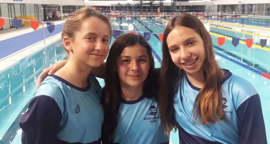 Nataci&oacute;n; Abril Troncoso, Alma Hern&aacute;ndez y Victoriana Morena compiten por un lugar en los Juegos Evita