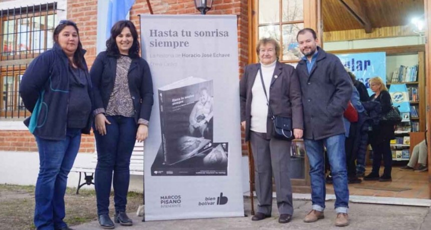 Se present&oacute; el libro del Soldado Horacio Echave en Lobos