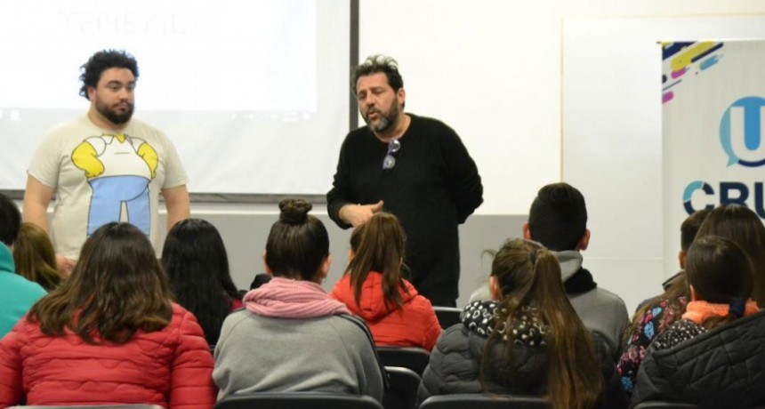Se realiz&oacute; una m&aacute;ster class de videojuegos en el CRUB
