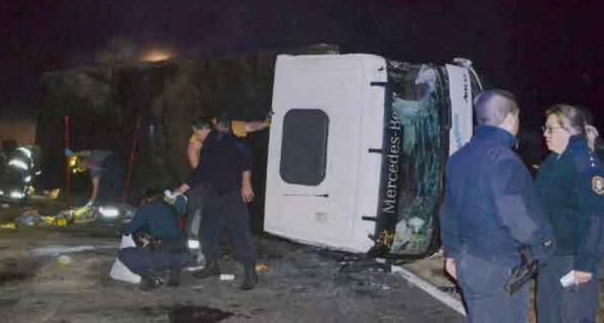 Ruta nacional 5: Un accidente entre dos camiones dejo como saldo un transportista fallecido