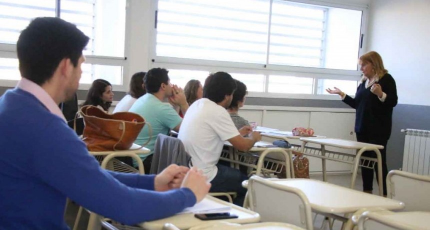 Comenz&oacute; el seminario sobre empresas del sector agropecuario que brinda la Municipalidad