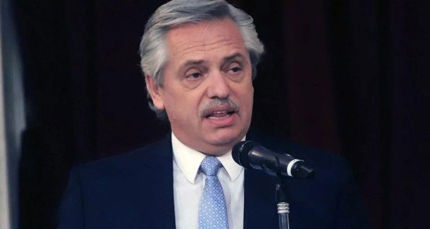 Fern&aacute;ndez preside la ceremonia por el 170&deg; aniversario de la muerte del general San Mart&iacute;n