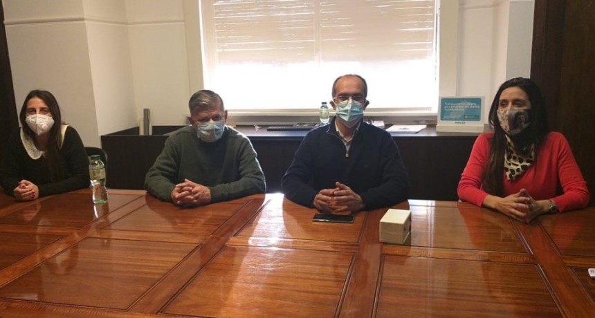 La Senadora Agustina Propato y Juan Carlos Gasparini estuvieron en Bolívar junto al intendente Pisano