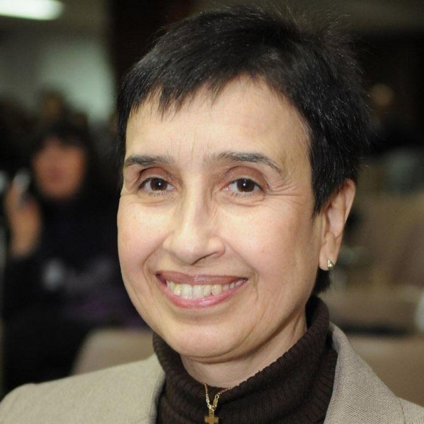 Silvia González Ayala: “No importa con qué vacuna, pero cuanto antes se decidan  mejor será ante el ingreso de la nueva variante de preocupación, cuya característica destacada es la altísima contagiosidad”