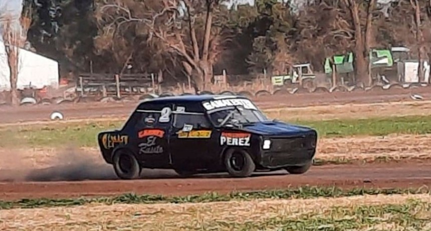 Fabián Campos finalizó tercero en la Promocional 1100/1300 en Carlos Casares