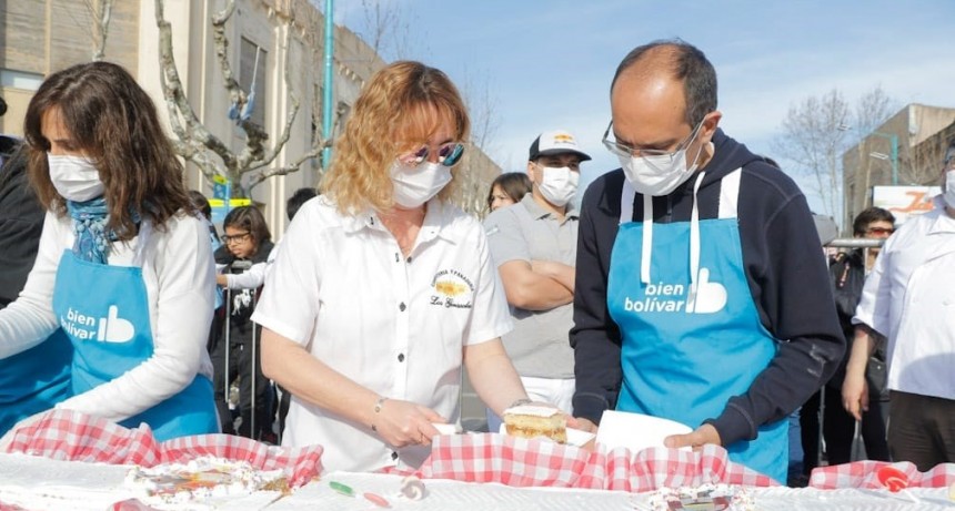 Bolívar celebró el Día de las Infancias con la torta infantil más grande del país