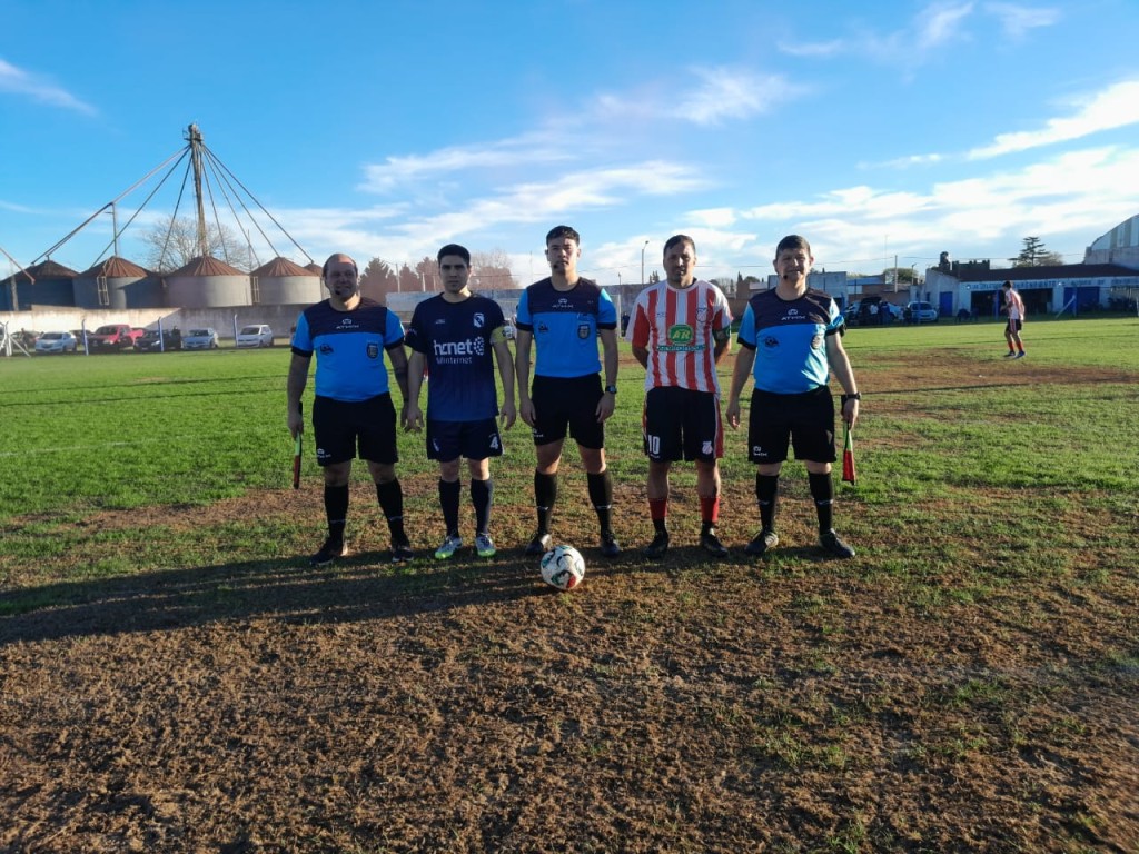 "Indios" y "gallegos" no se sacaron diferencia en el cl&aacute;sico bolivarense 