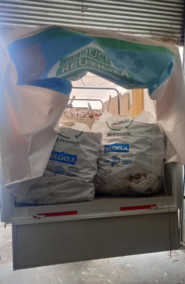 Ecobotellas: m&aacute;s de 400 kilos de pl&aacute;stico recuperado ya fueron enviados a reciclaje