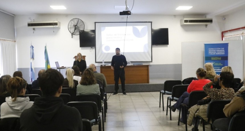 Camino Emprendedor: comienza la Tercera Edici&oacute;n con nuevas herramientas para fortalecer proyectos locales 