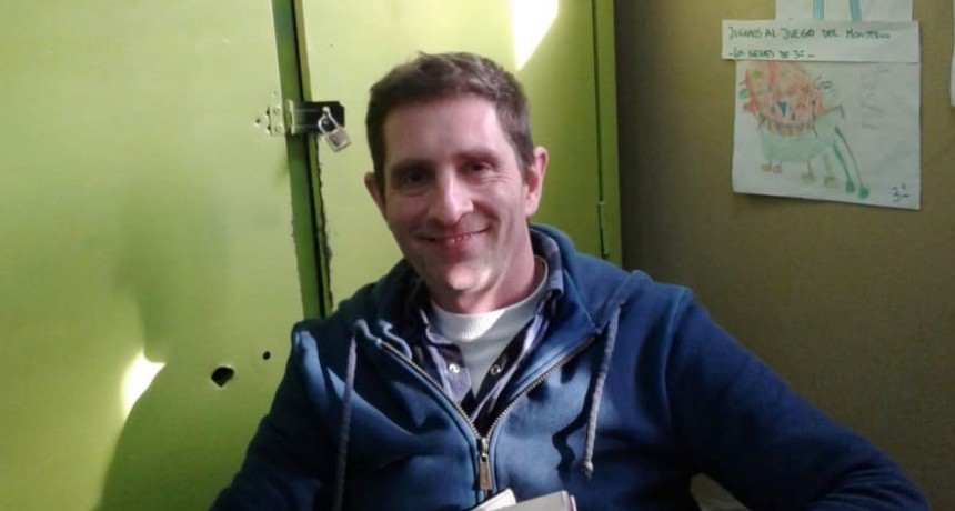 Gabriel Ignacio Cortina: &lsquo;El docente es el responsable de que la literatura llegue a los chicos&rsquo;
