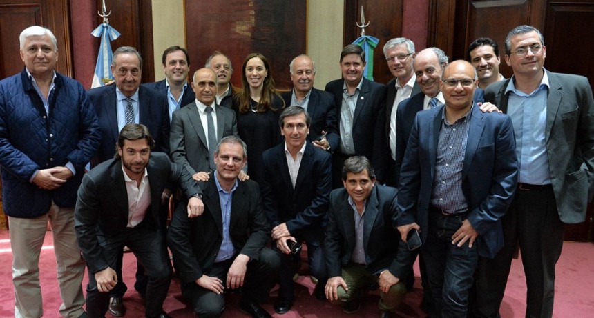 Vidal encabez&oacute; una reuni&oacute;n con intendentes radicales