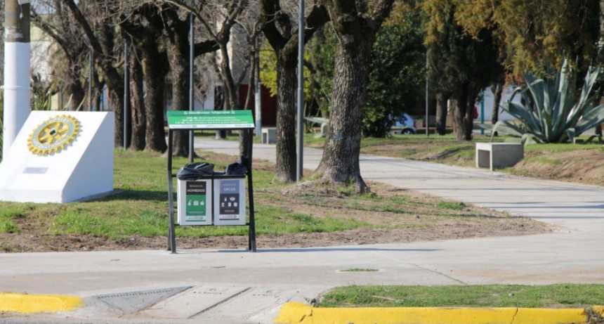 Pisano inaugura la puesta en valor de las plazas Casimira Barroso y Rafael Hern&aacute;ndez
