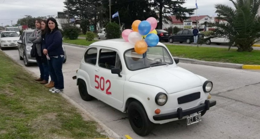 Durante la expo rural estar&aacute; expuesto el FIAT 600 que entrega la Rifa de la escuela 502
