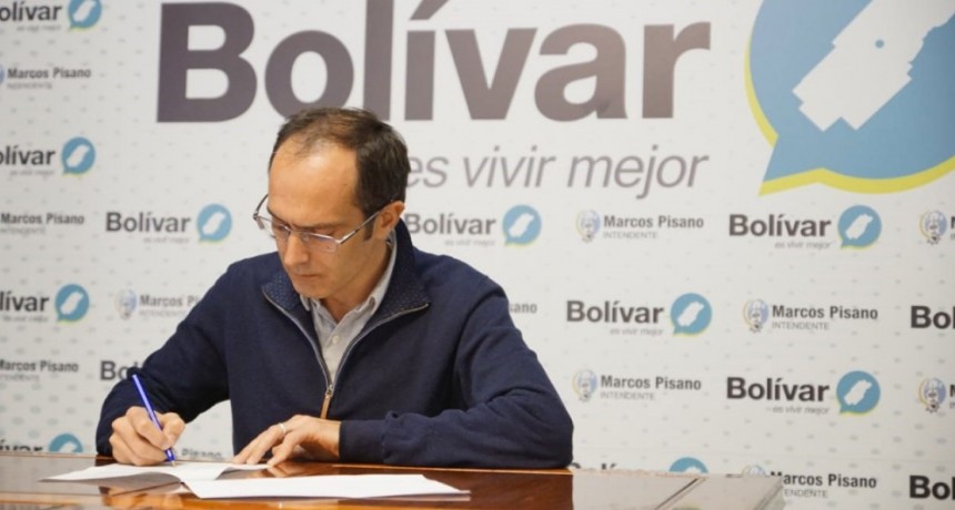 Pisano firm&oacute; el decreto para la creaci&oacute;n del Consejo Econ&oacute;mico y Social