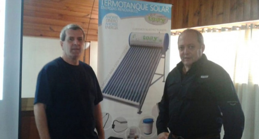 Se brindo una charla sobre el uso de termotanques solares este viernes en la Expo 2018