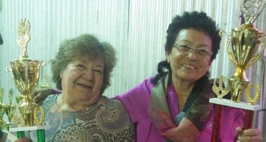 Estela Peralta y Balbina Otero jugaran al tejo en Mar del Plata por la final de juegos bonaerenses