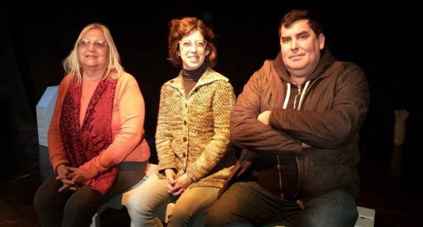 Teatro El Mangrullo estrena este fin de semana la obra Dinosaurios