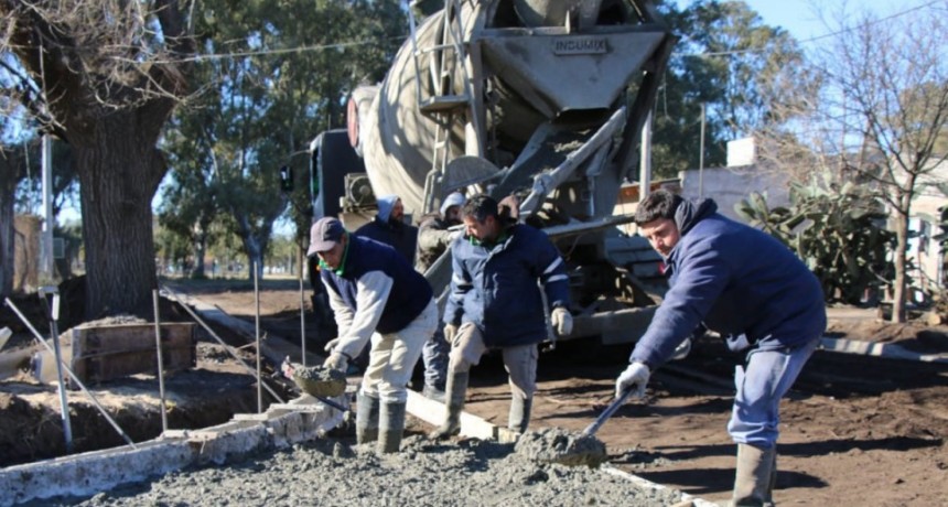 Obras Publicas; la municipalidad sigue ejecutando obras en diferentes barrios de la ciudad