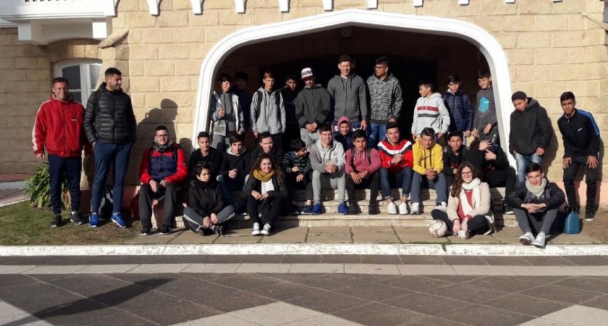 J&oacute;venes de Bol&iacute;var viajaron a participar de la jornada Envi&oacute;n Sos Vos